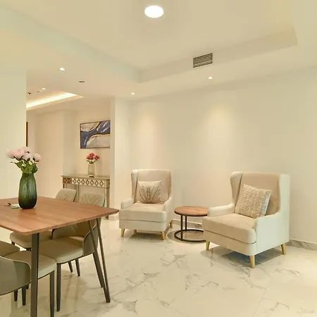 Luxury Escapes - View Of Canal & Burj Khalifa 1Br Large Premium Apt - Amna Tower دبي المظهر الخارجي الصورة
